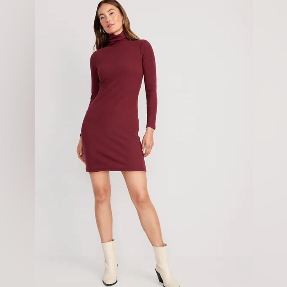 Old Navy Fitted Mini Dress Medium